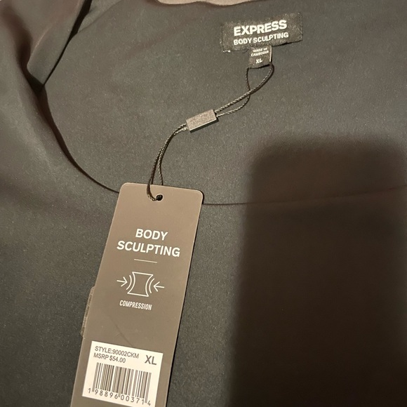 Express Black Scoop-Neck Sleeveless Bodysuit - Picture 3 of 5